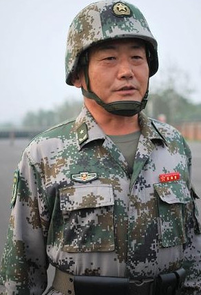 "狼牙山五壮士"英模部队方队将军(组图)