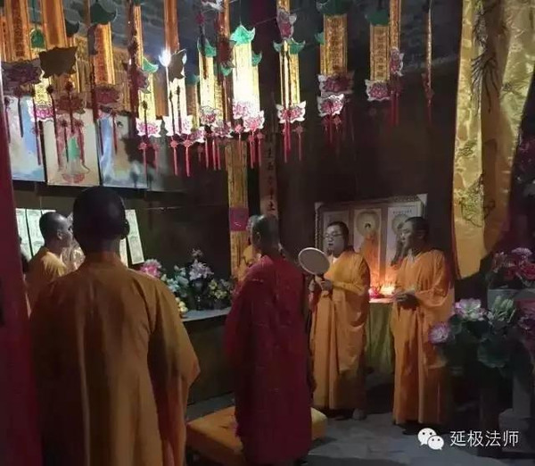 许昌白兔寺农历七月十五盂兰盆会法会及焰口法会