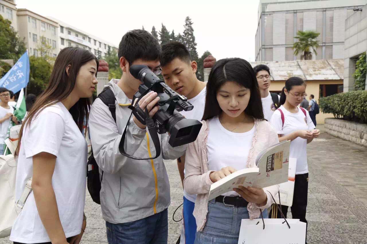 大学生采访团昆明全记录:我们需要西南联大精