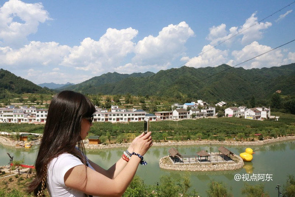 走进商南后湾村"秦岭美丽乡村"欢乐多(组图)