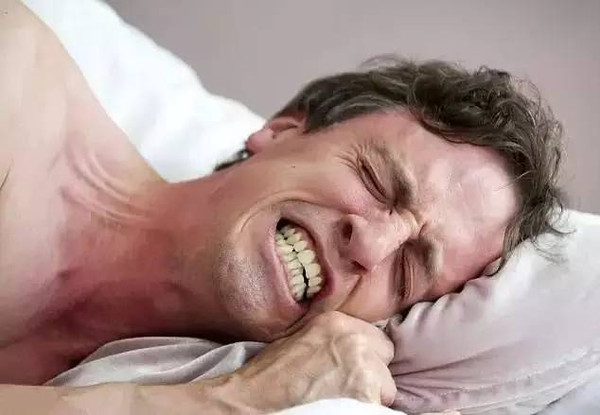 男神们体验分娩阵痛,告诉你生孩子有多疼!