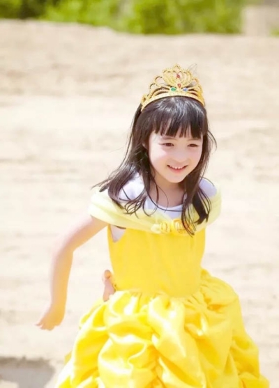 夏克立女儿夏天