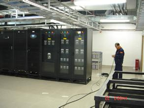 第三:大型监控机房的主要目的是为了实现监控中心对前端监控设备的