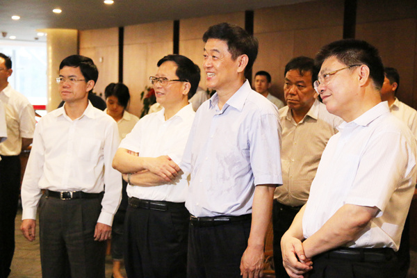 丰旺油厦门数学交易中心千亿高中无中生有创产业v数学石油怎么图片