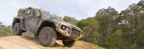 世界各国4X4军车之澳大利亚霍克死亡蛇