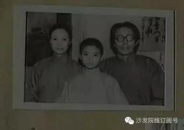 李小璐是独生女吗因为那里的社会形态就是尊重自己奋斗的