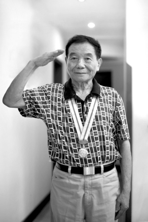 万众一85岁
