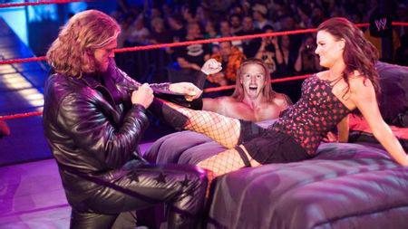 WWE巨星艾吉为什么被称为 限制级 巨星 看视频