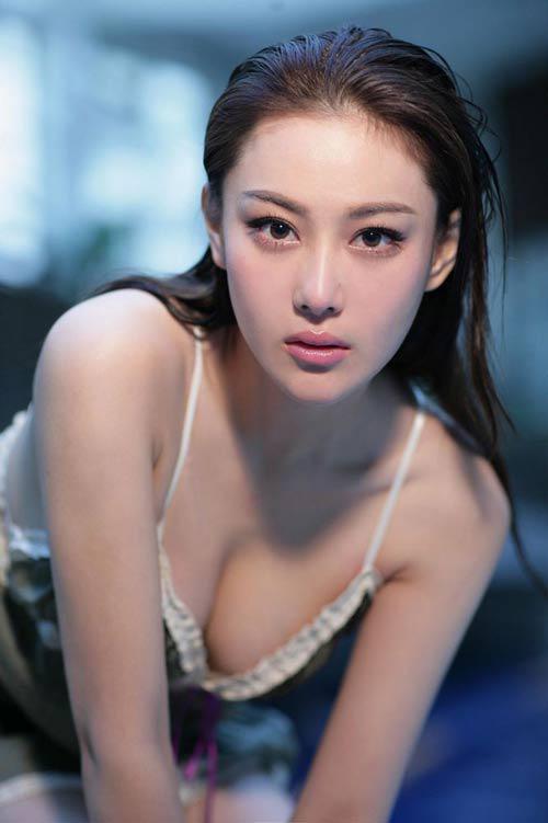 娱乐圈越被黑越走红的十大美女明星