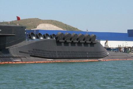 中国095巨型潜艇,堪称潜水的"航母"?