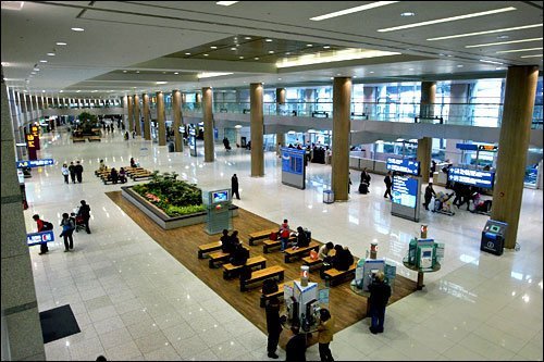 airport,iata代码:icn,icao代码:rksi)是21世纪东北亚的运输枢纽