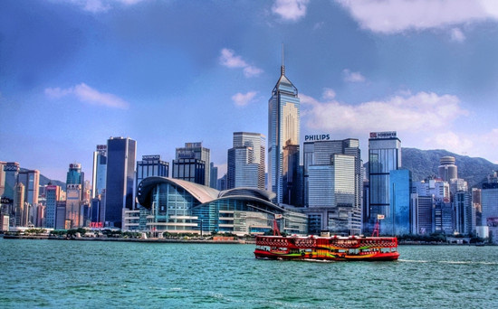 香港经济预期向好 注册香港公司应对风险