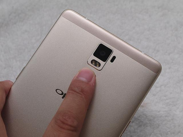 全金属长续航高颜值oppo r7 plus偶战华为mate7