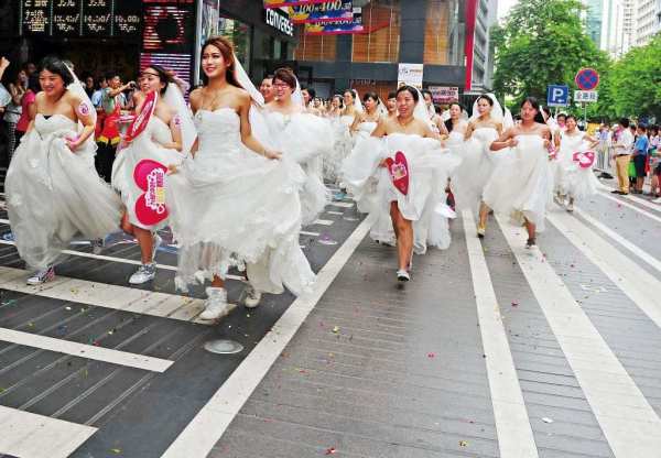 广州婚纱清洗_广州地铁(3)