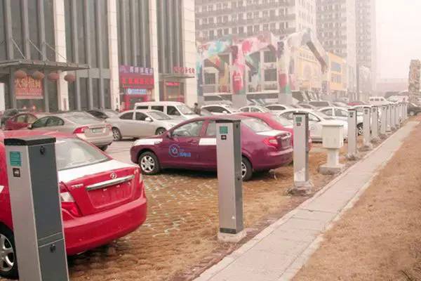 上海纯电动汽车:新小区18%电动汽车车位
