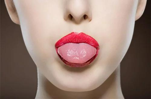 身体语言密码!舌苔知健康,14种舌头隐藏疾病信
