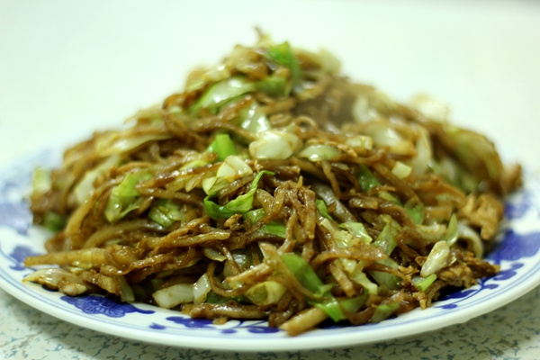 【开学季】学校美食街上的鸡蛋炒饼丝