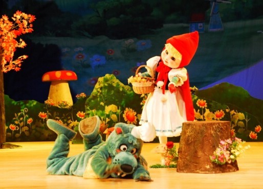 2015南京文化艺术中心儿童剧《小红帽》