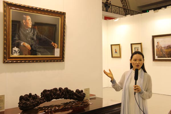 著名刺绣艺术家朱寿珍接受访问