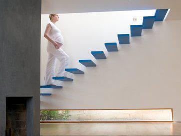 爬楼梯有助于顺产还是会动胎气?