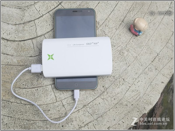 先科超薄10000mah移动电源测试报告.