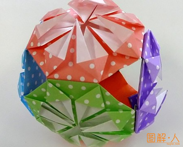 纸绣球的折法图解教程
