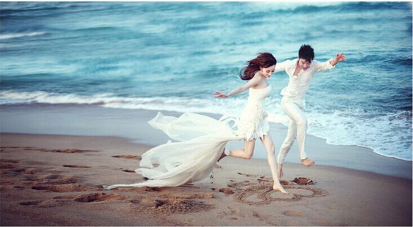 如何拍摄海边婚纱照,具有哪些技巧?