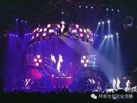 这样的舞台居然成就了全球十大经典演唱会!