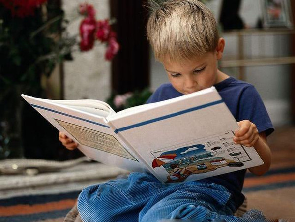 为什么要让孩子从小读英文绘本
