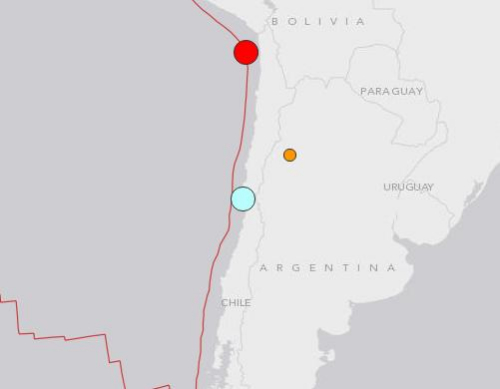 两次地震的震中。（美国地质勘探局）