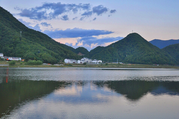 大九湖人口_神农架大九湖图片(2)