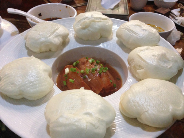 馍包肉味道也是不错的.