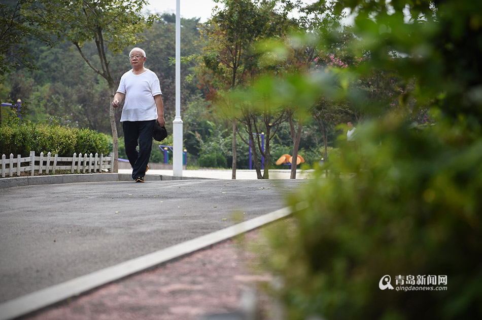 青島核武老人的獨居生活：前半生為國 后半生為家