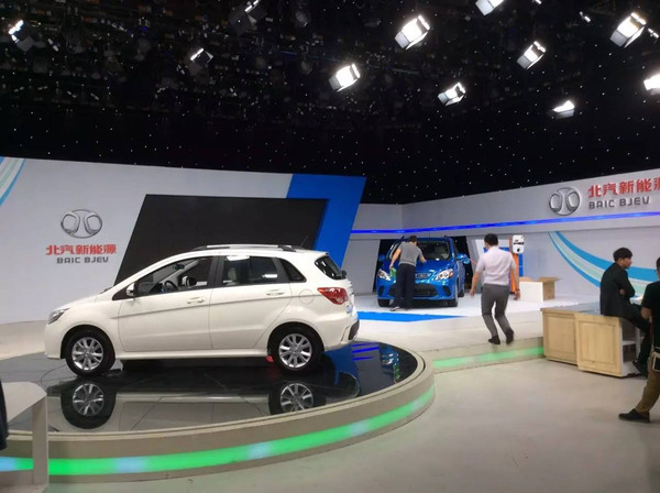 上海新能源汽车:今晚9点准时约"惠"东方cj