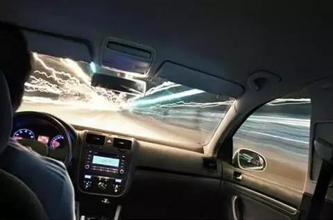 上榜:汽车前挡风玻璃会导致头晕-搜狐汽车