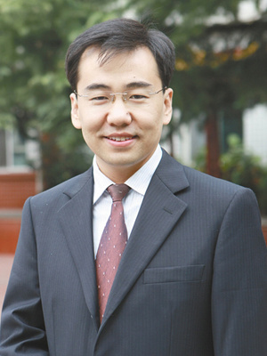 2015最具变革力校长奖候选人:杨刚