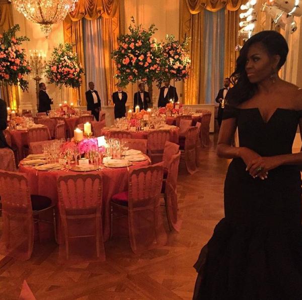 米歇尔·奥巴马在Instagram上传了一张宴会大厅的照片。
