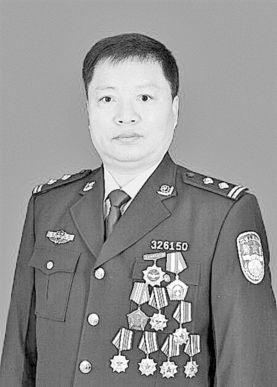 记江苏泰兴法院司法警察大队大队长侯明泉