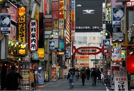 中国游客日本购物|日本血拼中国游客|中国游客日本购物图|日本人眼中的范冰冰-七彩虹鲜花网