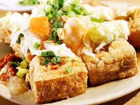 臭豆腐(stinky tofu)