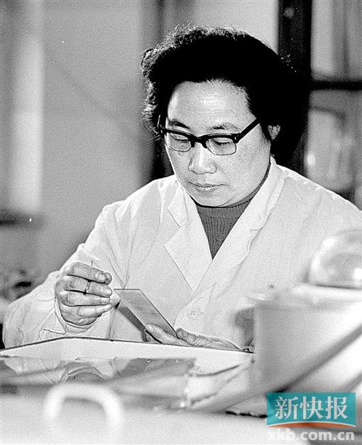 屠呦呦获诺贝尔奖 为中国医学界获得最高奖项