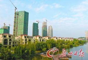松湖片區是受到深圳客熱捧的片區之一，住宅成交均價達到萬元以上。