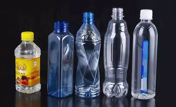 别用塑料瓶装油和醋