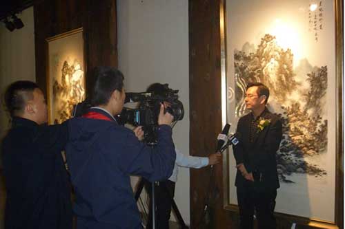 青年艺术家陈忠洲作品亮相北京马奈草地美术馆