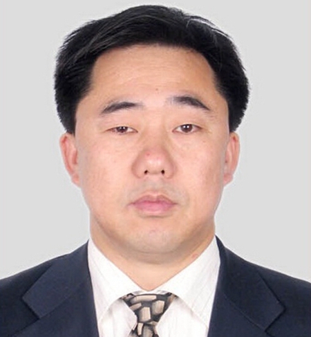 张佐