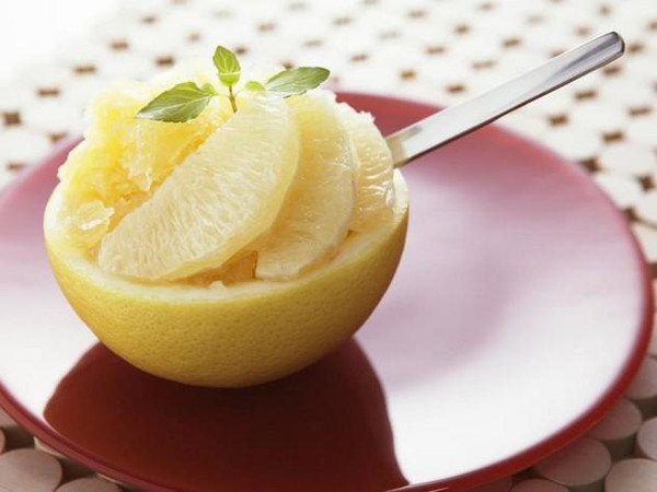 很多女性问,月经期间可以吃柚子吗?