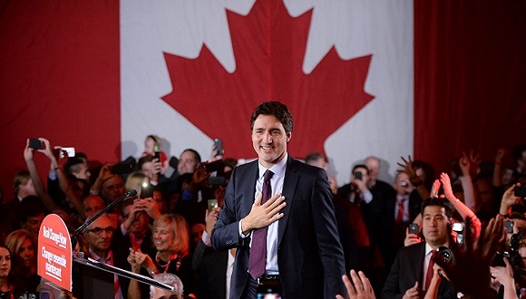 加拿大新总理什么来头:从酒吧保安到电视明星