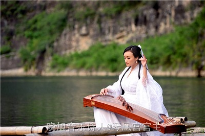 晓旭音乐诗人在北京音乐厅举办音乐会推广礼乐