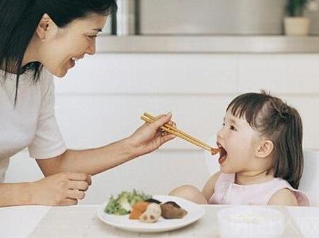 教你让孩子快乐吃饭3技巧!
