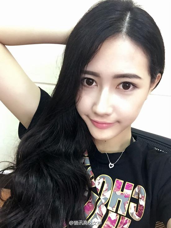 浙江传媒学院校花张子璇,粉嫩清纯仙女,堪比宋茜